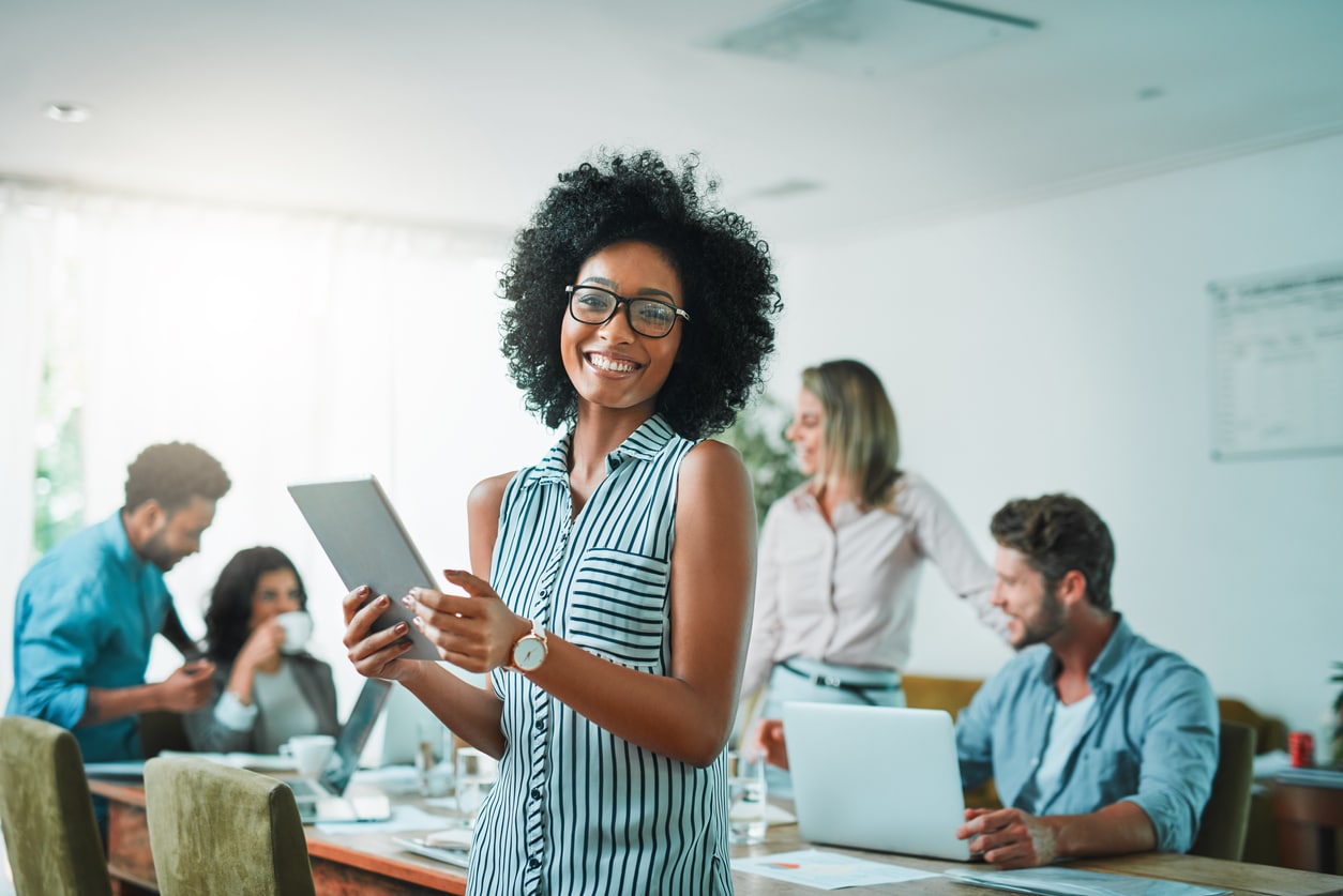 Woman-in-office-happy-employee