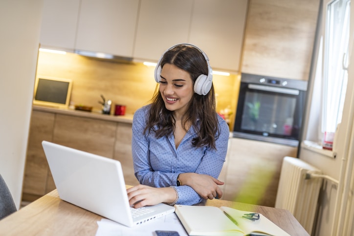 Woman-on-virtual-conference-call.