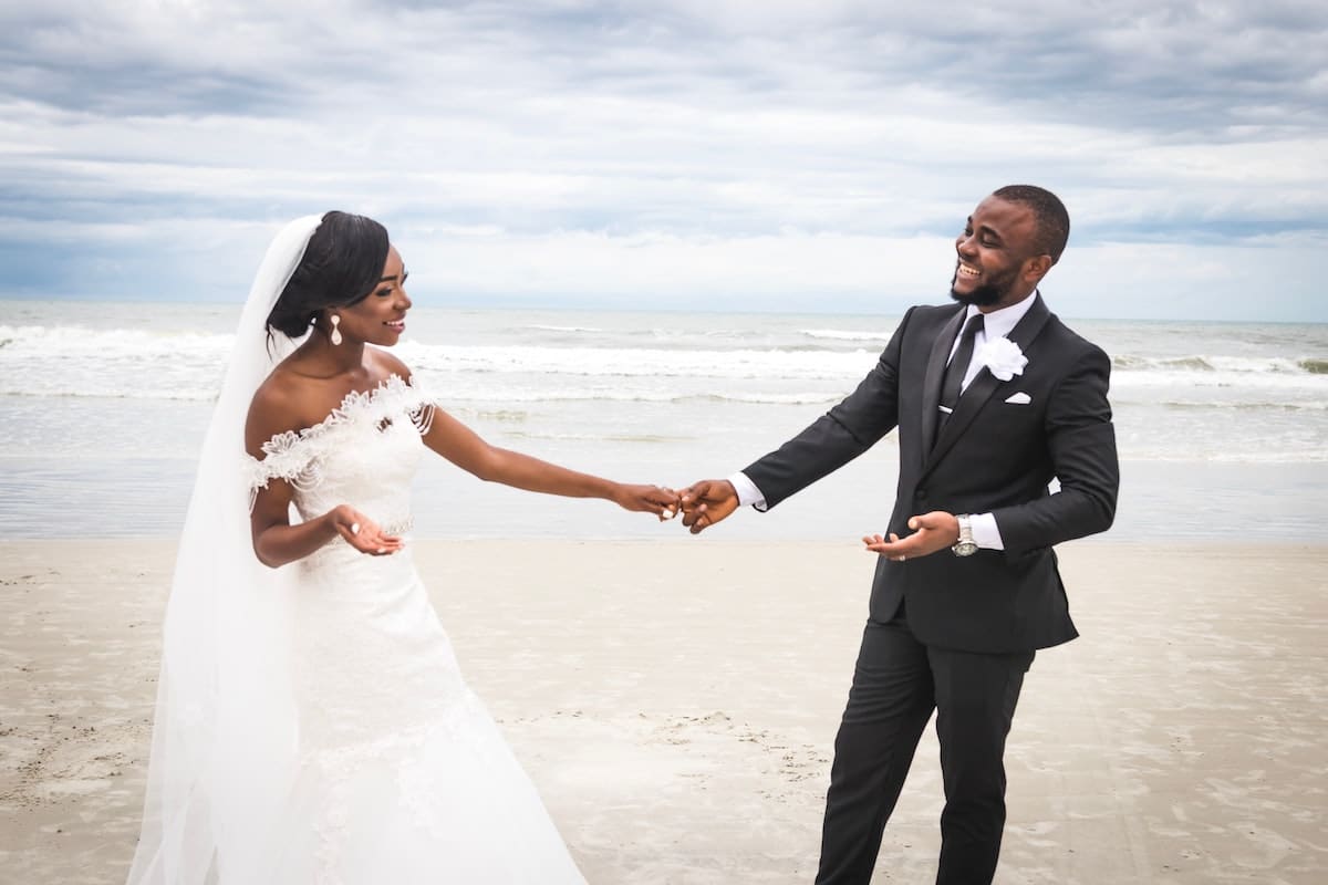 wedding-couple-beach Getting married on the beach is a dream for many, and mti events can take that dream and make it a reality.